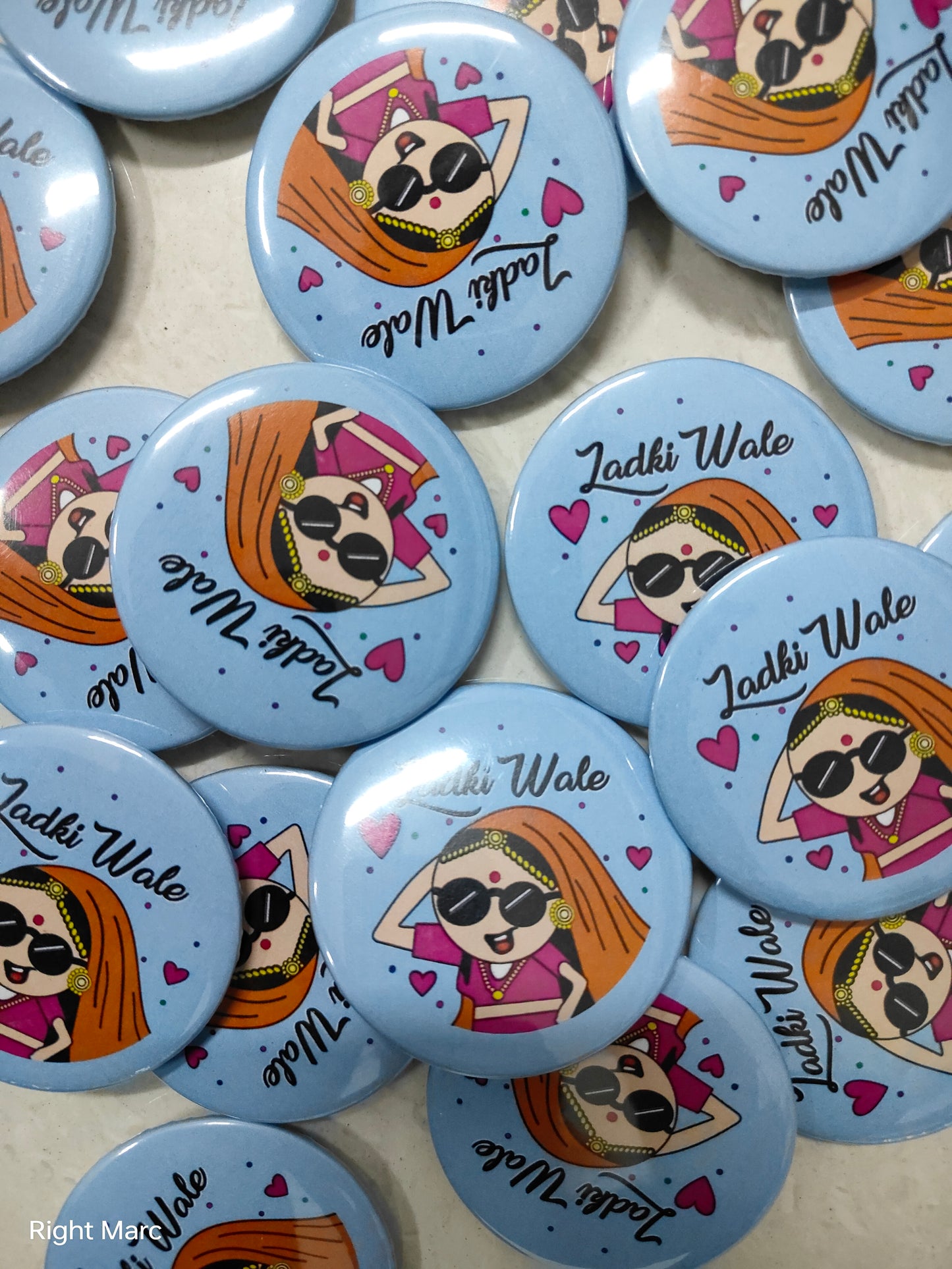 Custom Button Badges – Personalized Logo Badges for Corporate Events & Promotions
