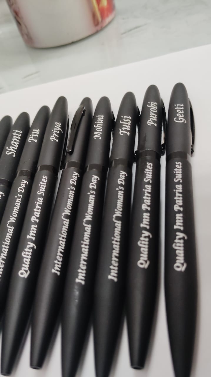 Custom Promotional Pen – Personalized Corporate Gift for Branding & Office Use