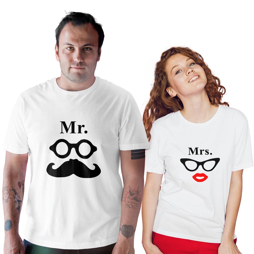 Mr and Mrs Couple T-shirt - Right Marc